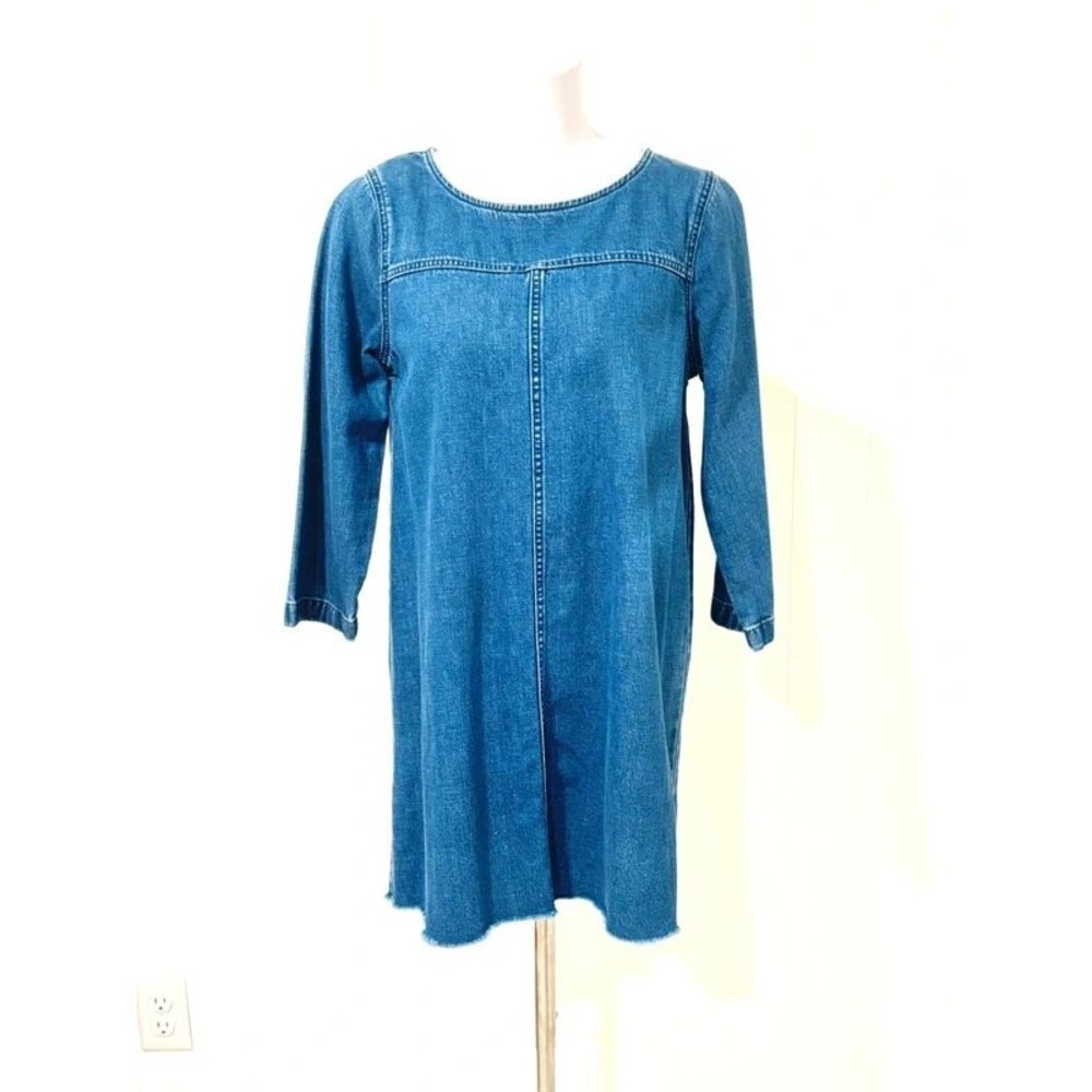 Madewell Lightweight Denim 3/4 Sleeve Dress with Raw Edge Hem Women's size M